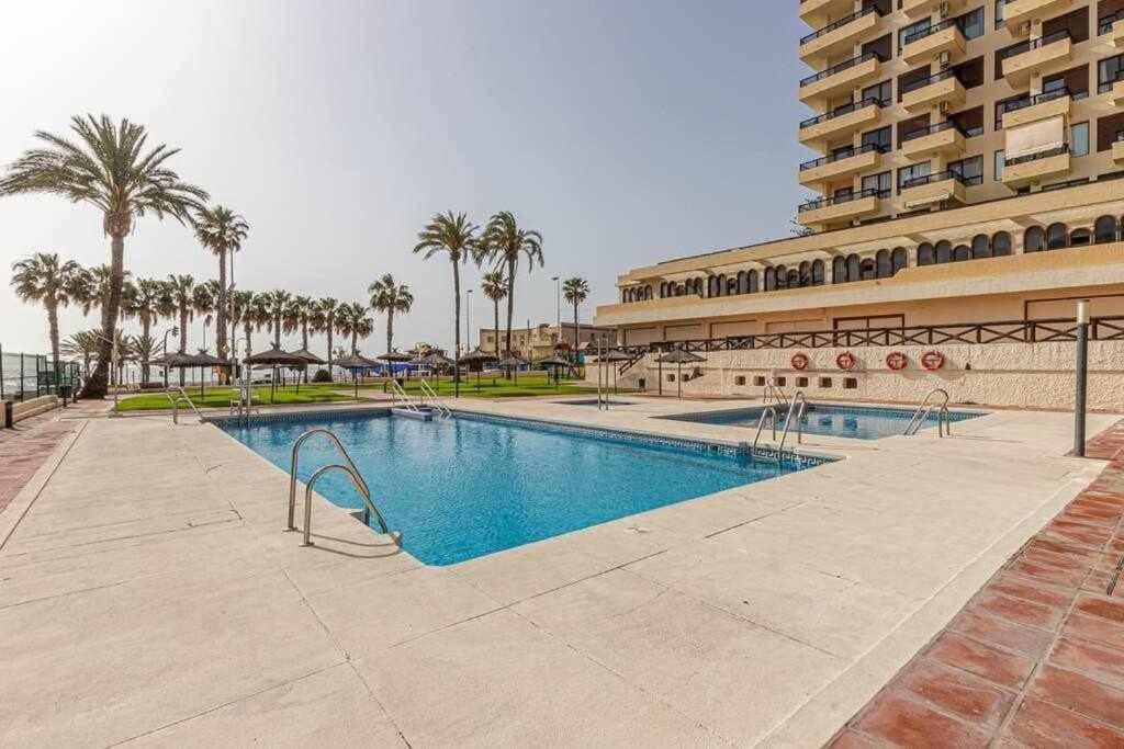 797 Holiday Rentals- Apartamento En Aloha Playa Frente Al Mar Benalmadena Exterior photo