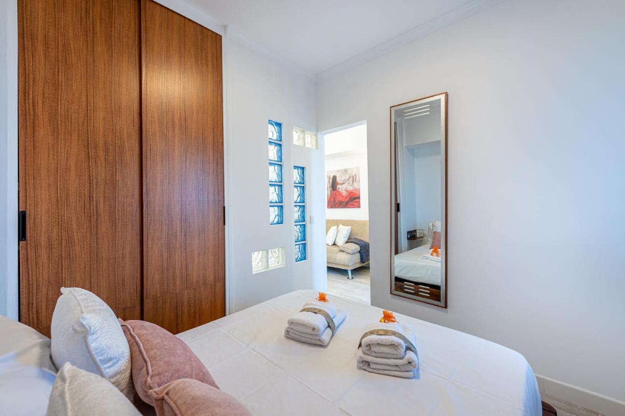 797 Holiday Rentals- Apartamento En Aloha Playa Frente Al Mar Benalmadena Exterior photo